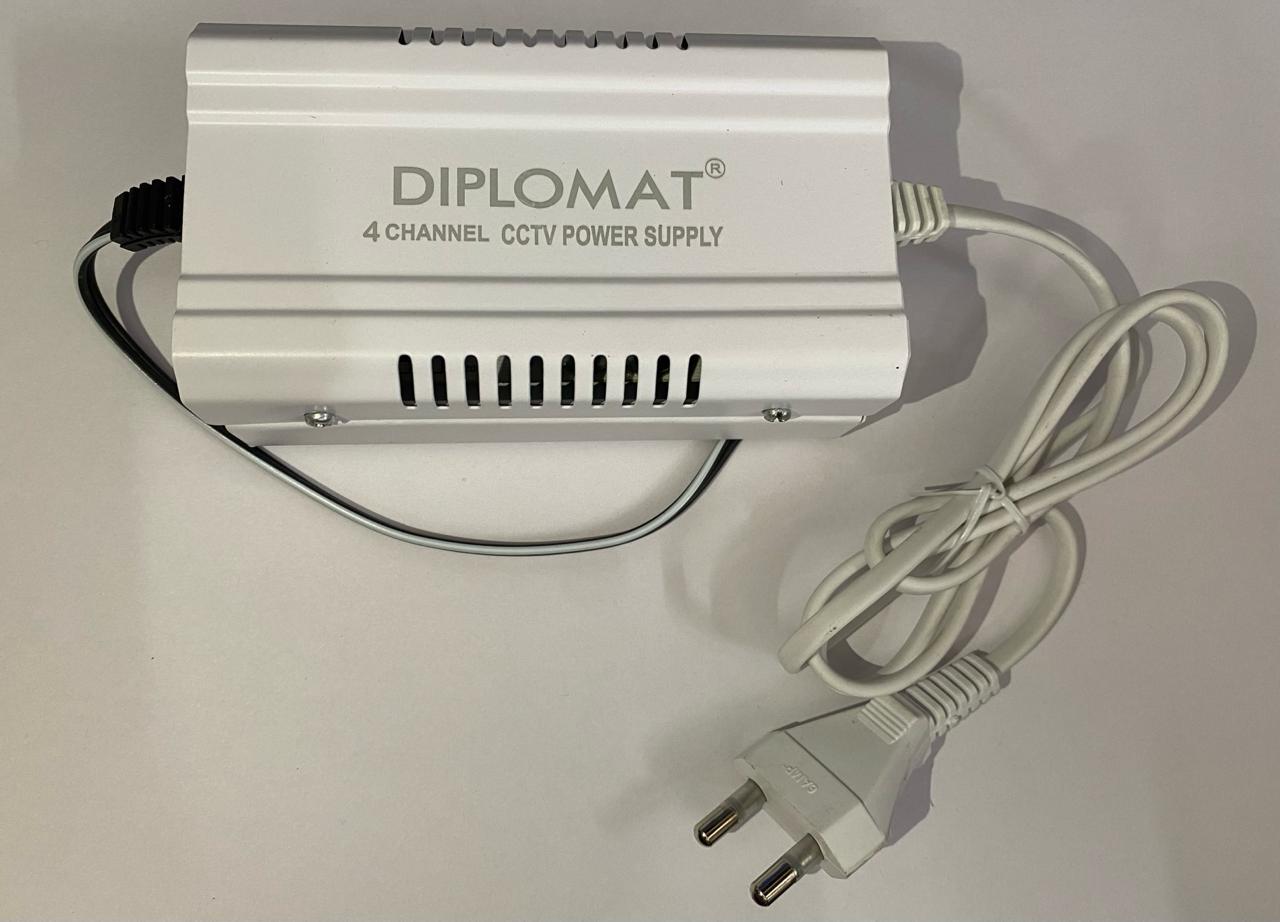 DP-04 Diplomat 4 Ch Power Supply 12V 3 Amp