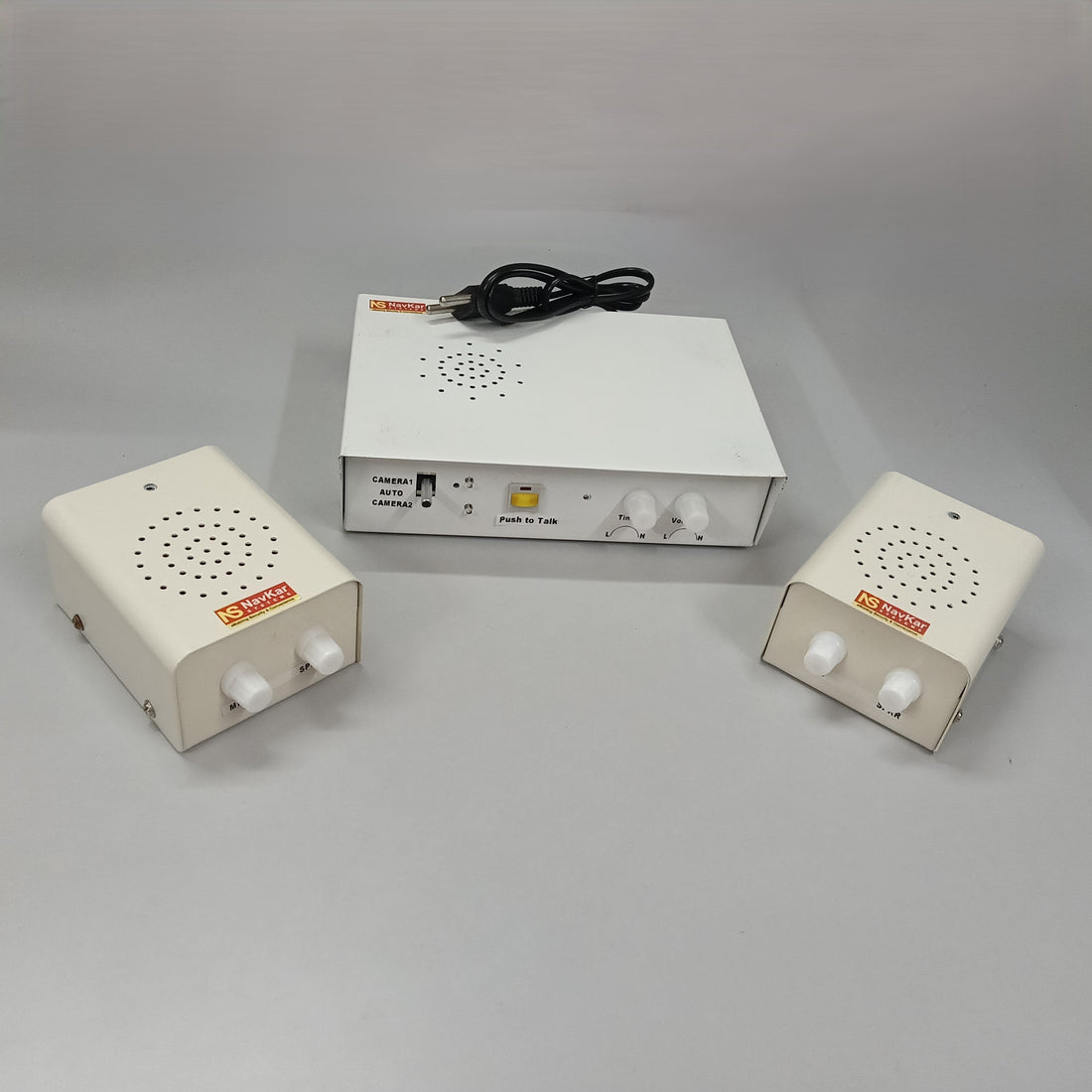 Two-way 2 channel audio switcher with 2 audio units for bank counters